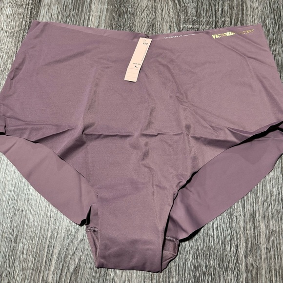 Women’s Victoria Secrets brief panties. 3 XXL one with lace top and 4 XL All NWT - Picture 5 of 11